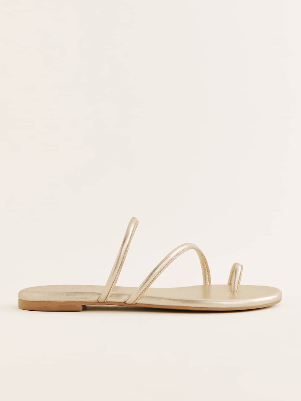 Ludo Toe Ring Strappy Flat Sandal - Gold