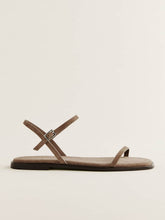 Lake Flat Sandal - Farro Suede