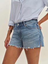 Sutton Low Rise 2.5” Slouchy Jean Shorts - Colorado