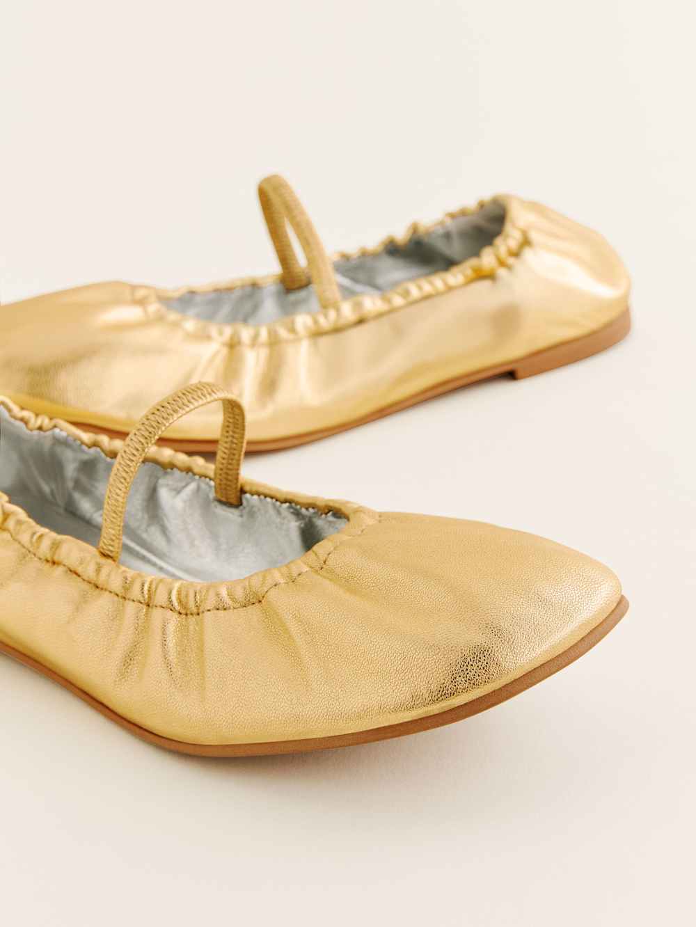 Buffy Ruched Ballet Flat - Vintage Gold