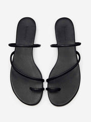 Ludo Toe Ring Strappy Flat Sandal - Black