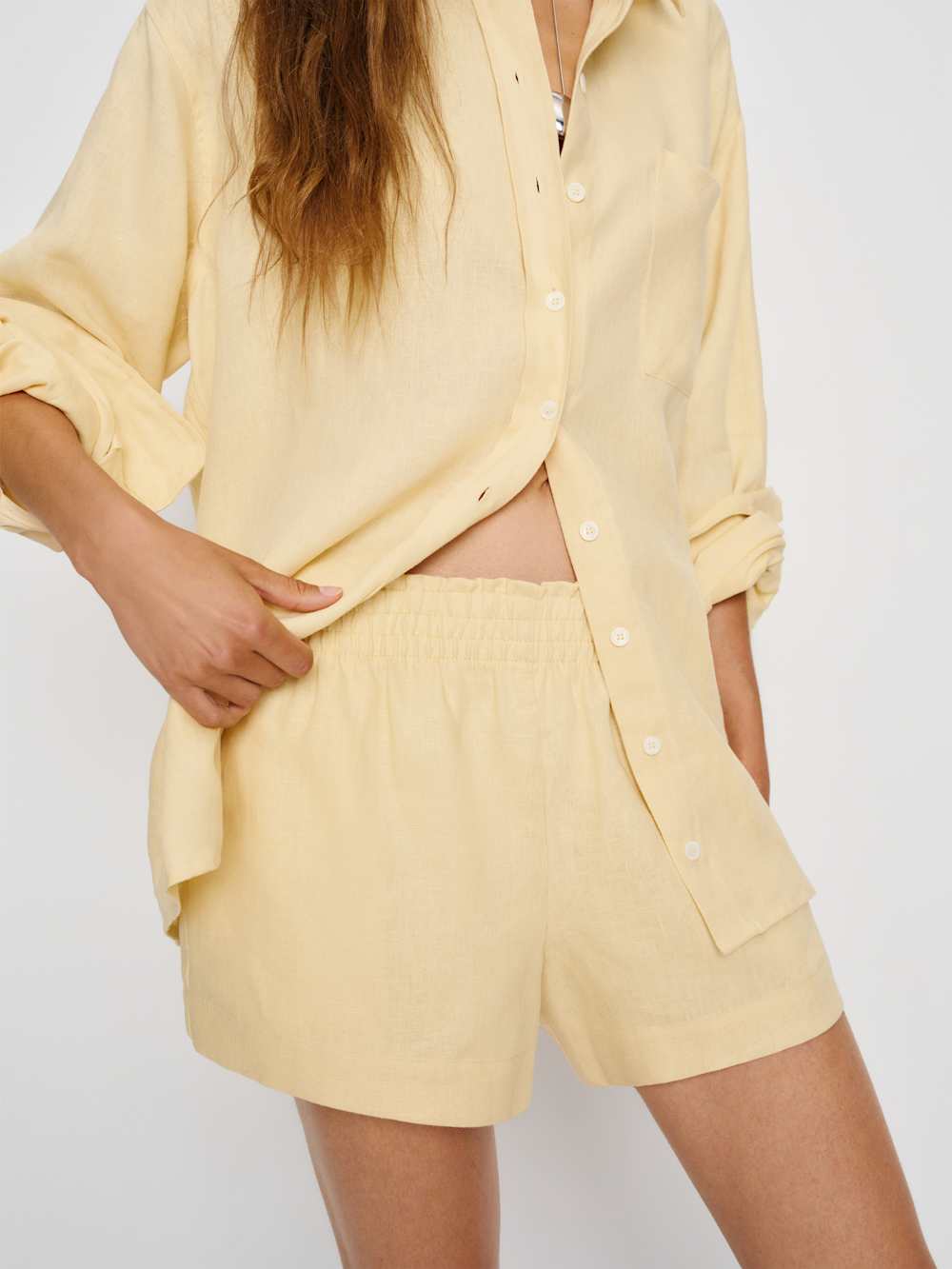Mila Linen Short - Parmesan