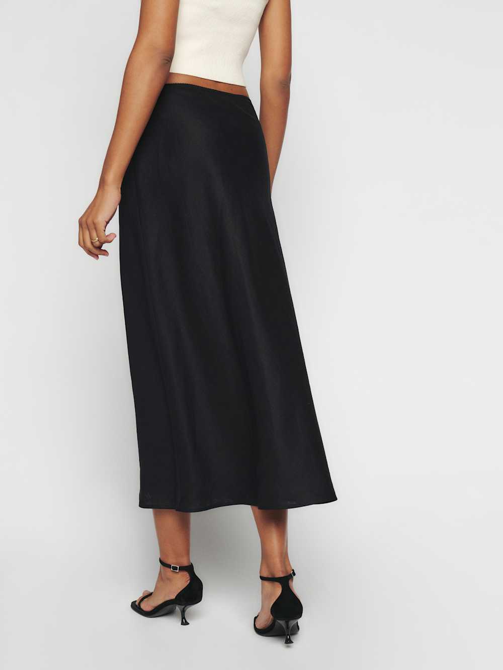 Petites Layla Linen Skirt - Black