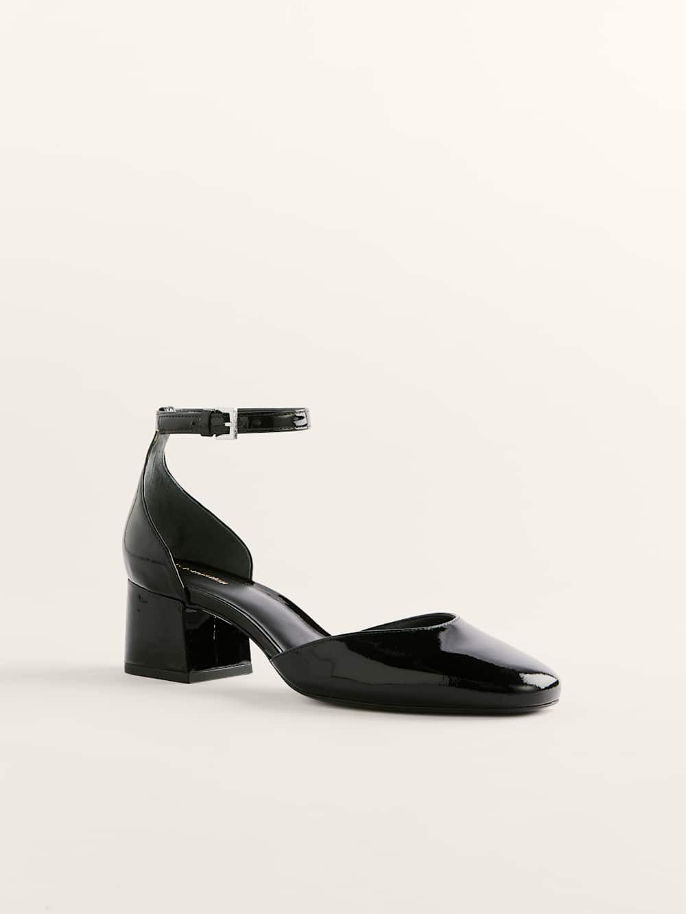 Mallori Closed Toe Heel - Black