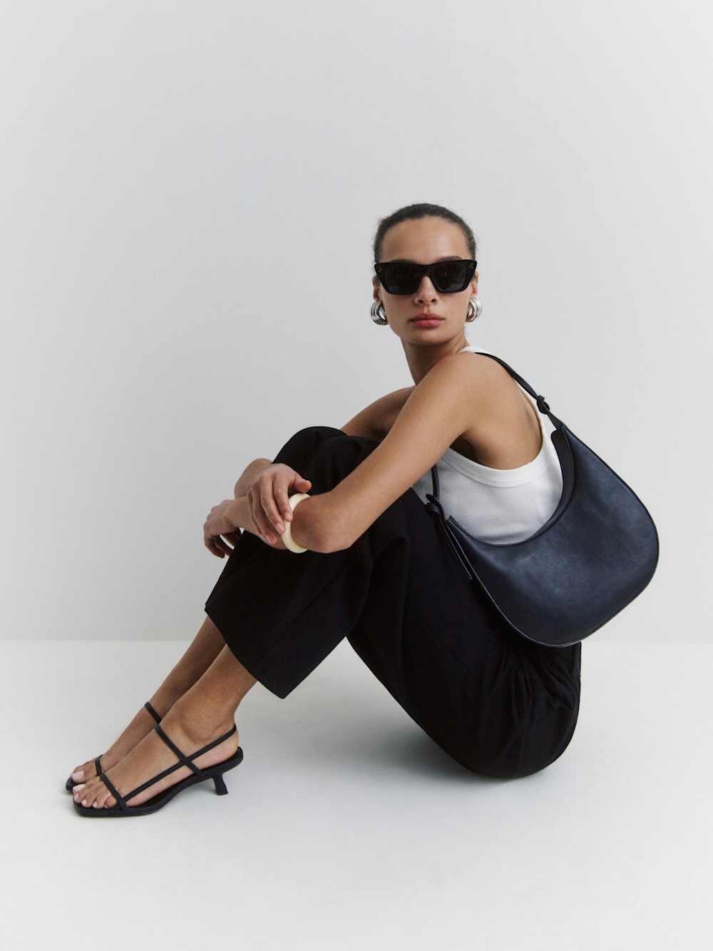 Medium Rosetta Shoulder Bag - Black Leather