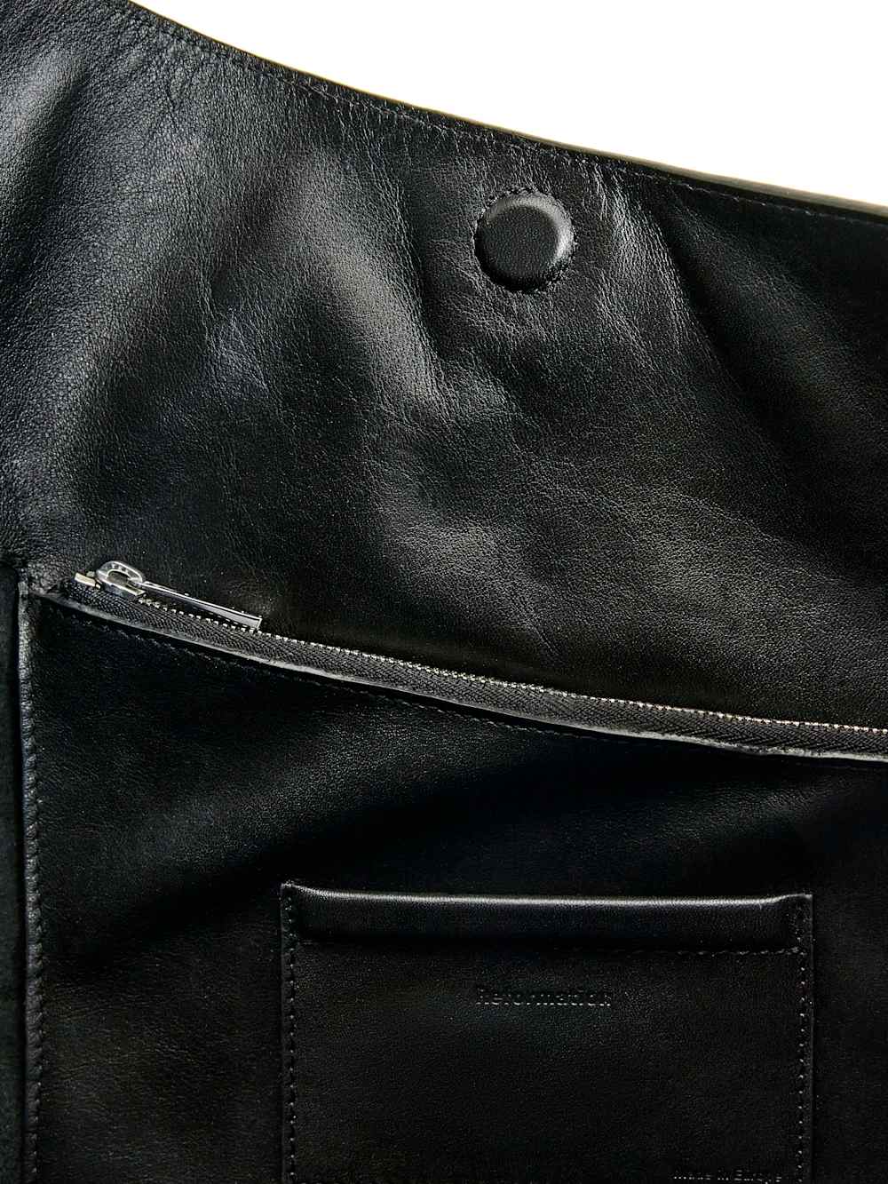 Medium Vittoria Tote Bag - Black Leather