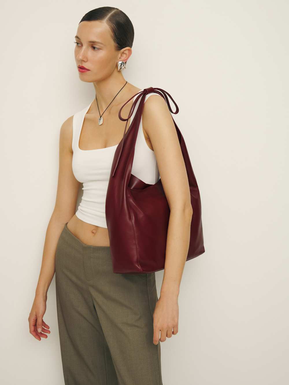 Medium Vittoria Tote Bag - Cremisi