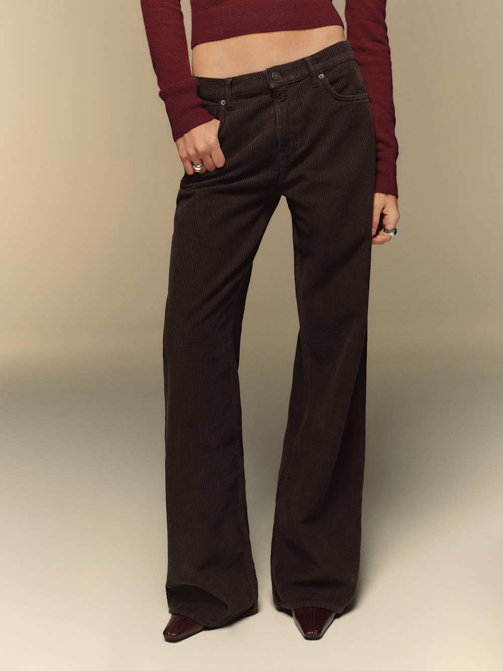 Cary Low Rise Slouchy Wide Leg Jeans - Mole Corduroy