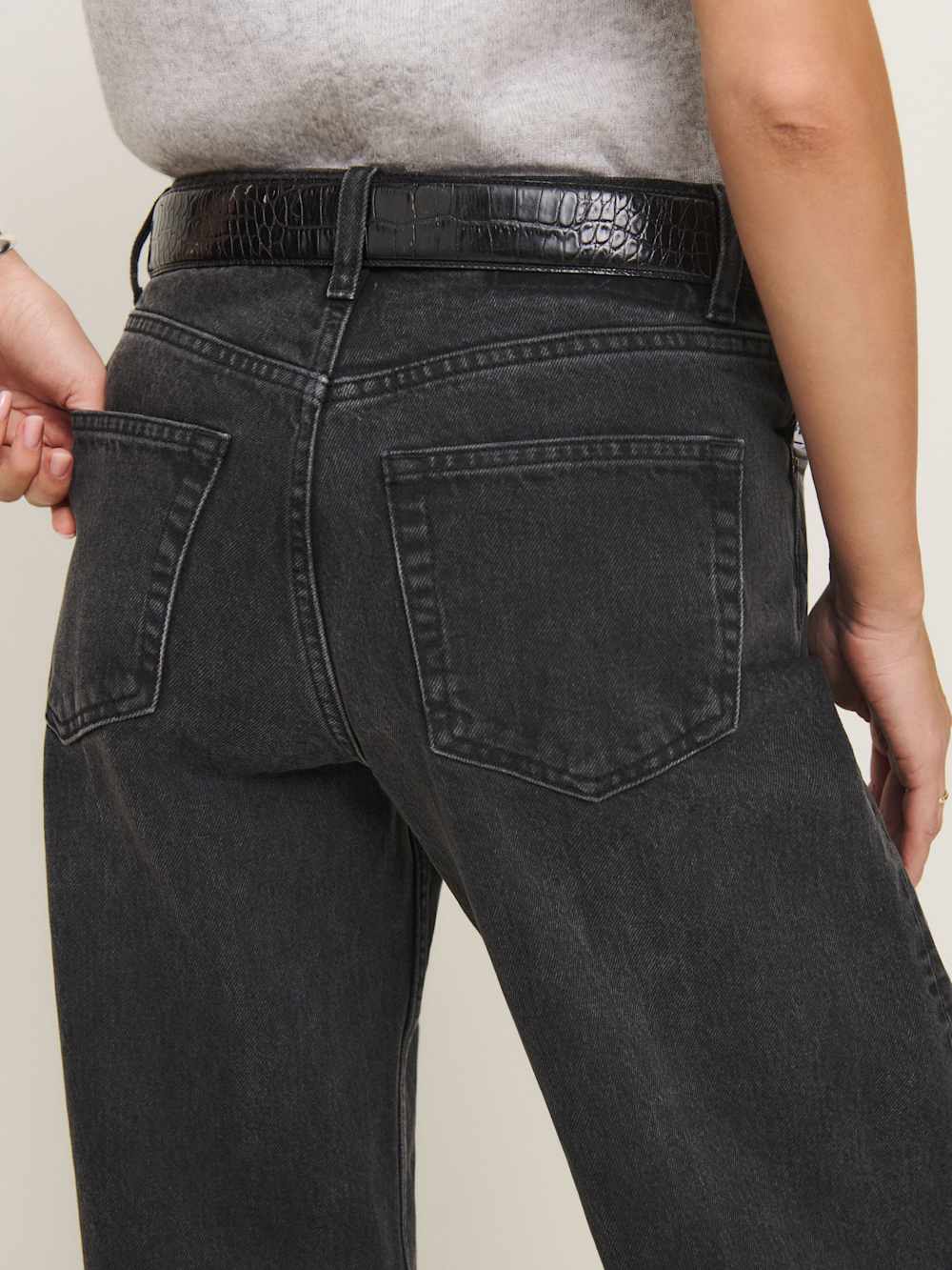 Cary Low Rise Slouchy Wide Leg Jeans - Summit
