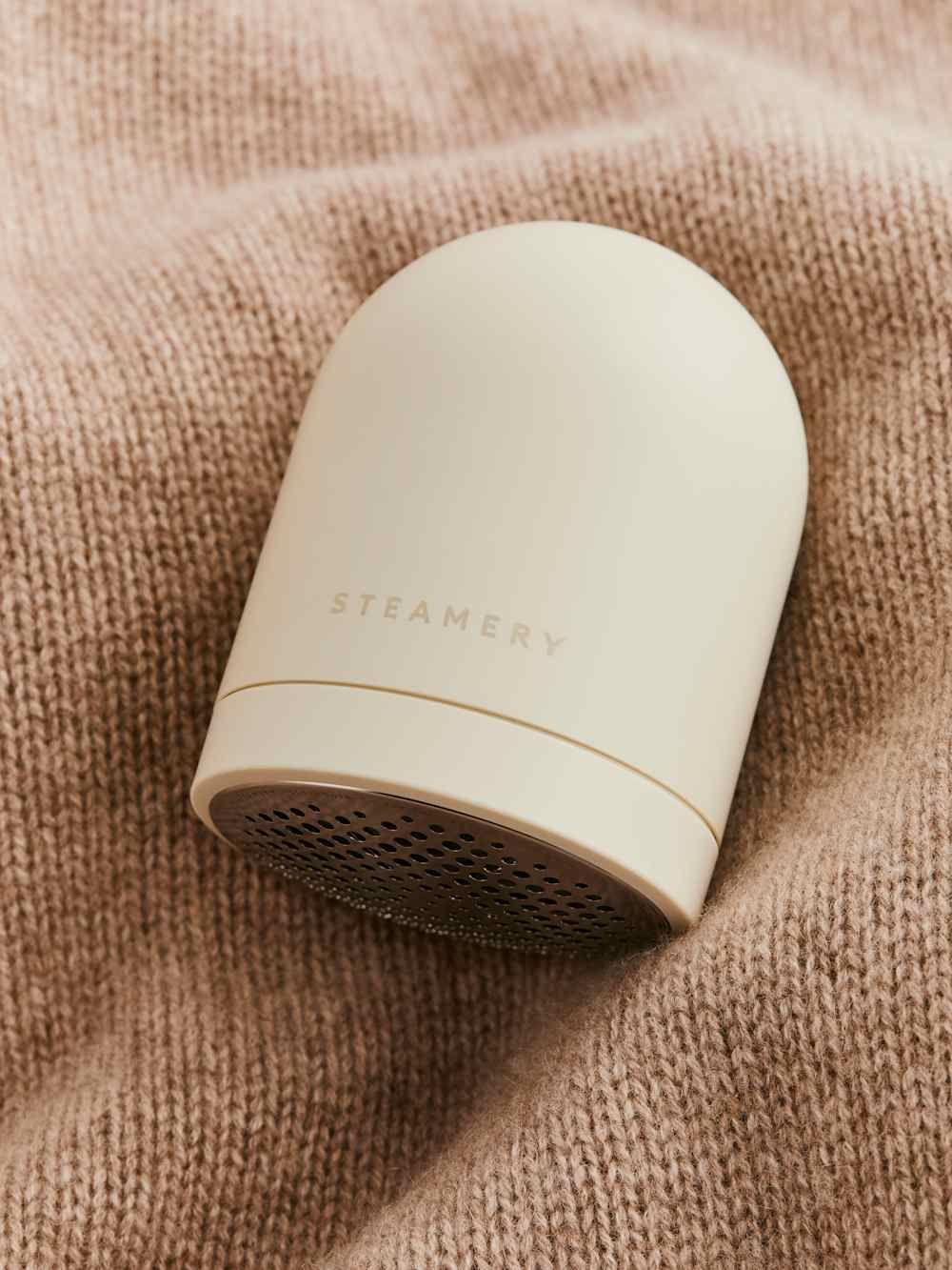 Steamery Pilo 2 Fabric Shaver - Sand