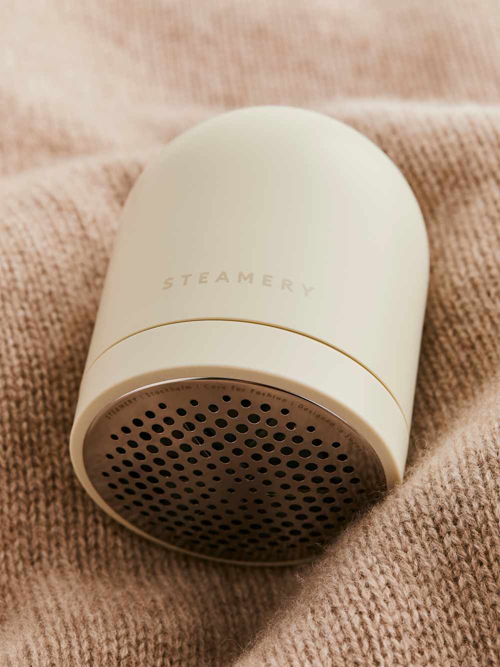 Steamery Pilo 2 Fabric Shaver - Sand
