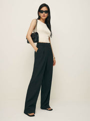 Petites Alex Mid Rise Pant - Black