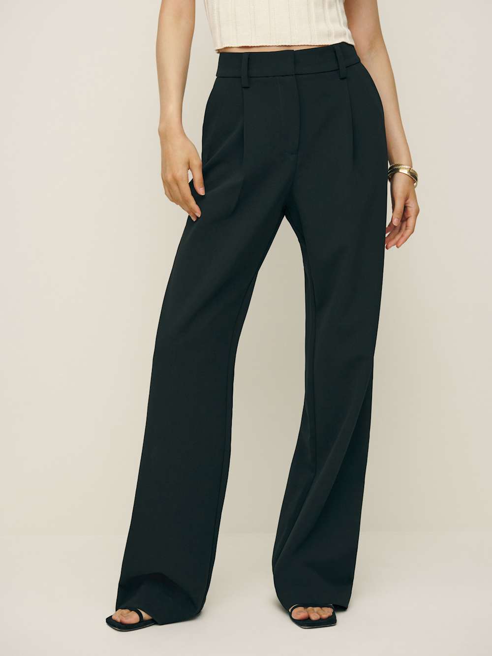 Petites Alex Mid Rise Pant - Black