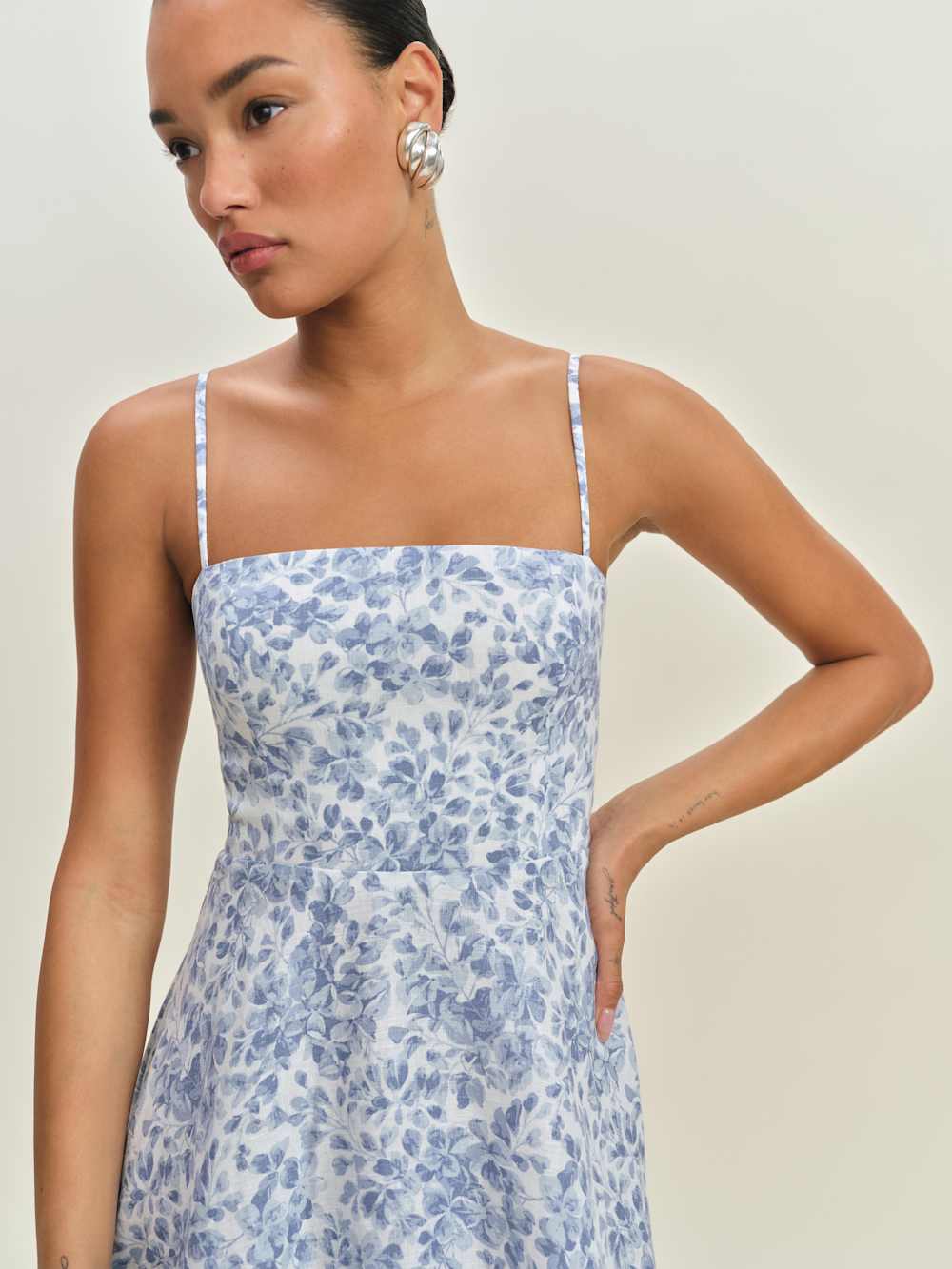 Monette Linen Dress - Chloe