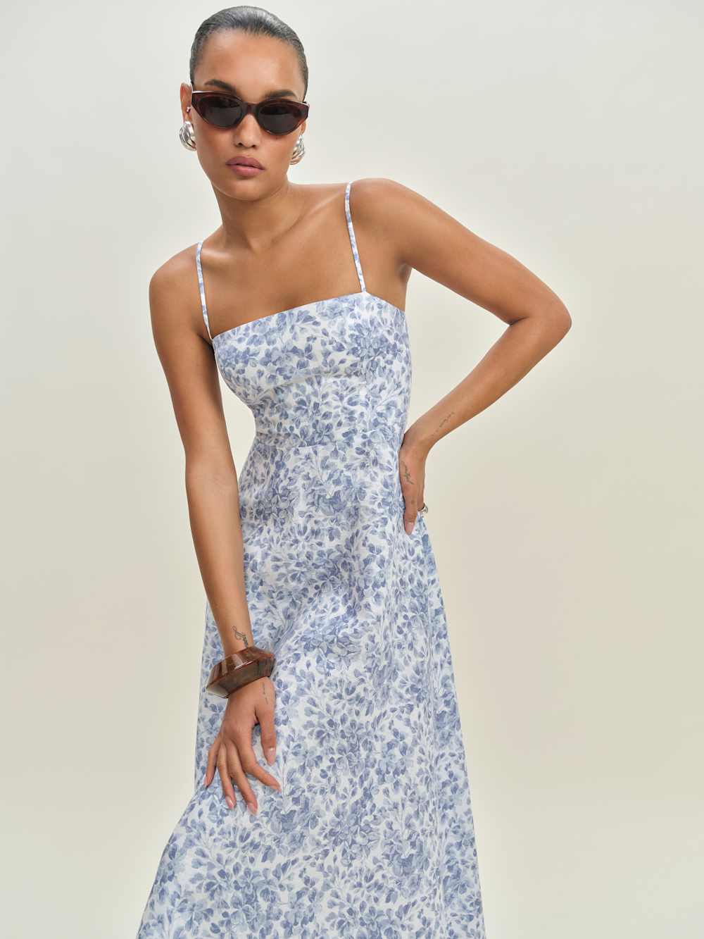 Monette Linen Dress - Chloe
