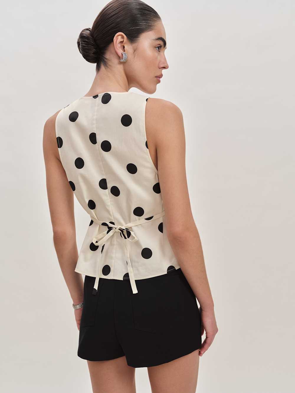 Meg Top - Pluto Dot