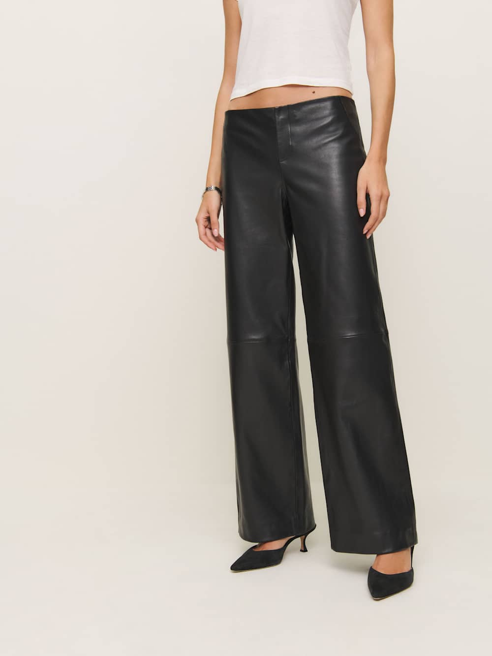 Petites Veda Vida Low Rise Leather Pant - Black