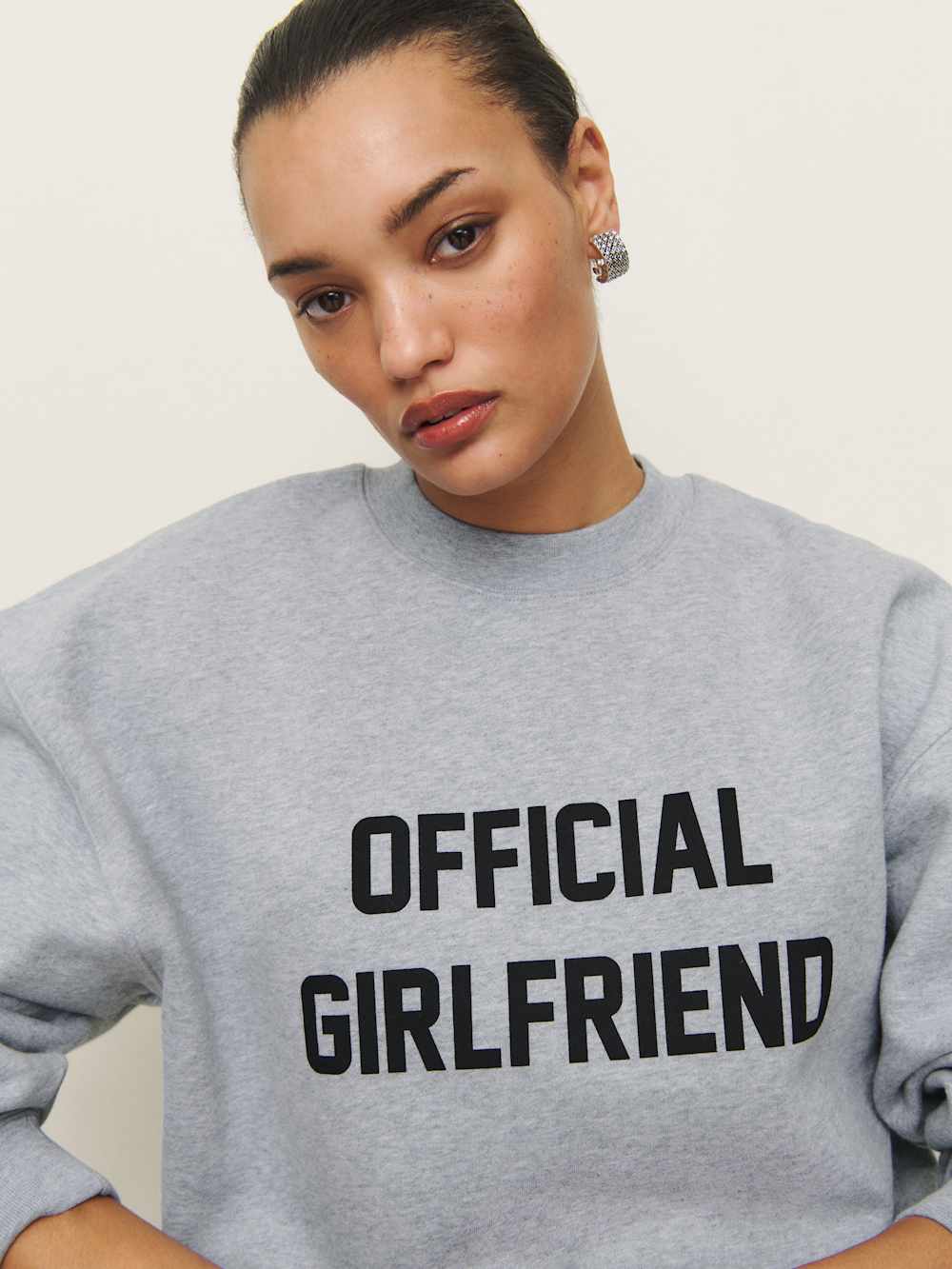 Emma Classic Crewneck Sweatshirt - Official Girlfriend Sweatshirt Heather Grey And Black