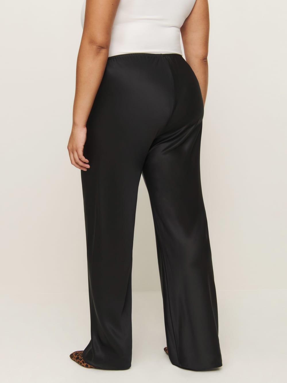 Gale Satin Mid Rise Bias Pant Es - Black