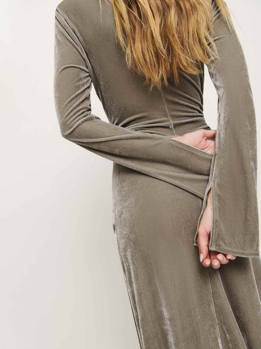 Donya Velvet Dress - Taupe