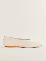Prudence Ballet Flat - Almond Leather