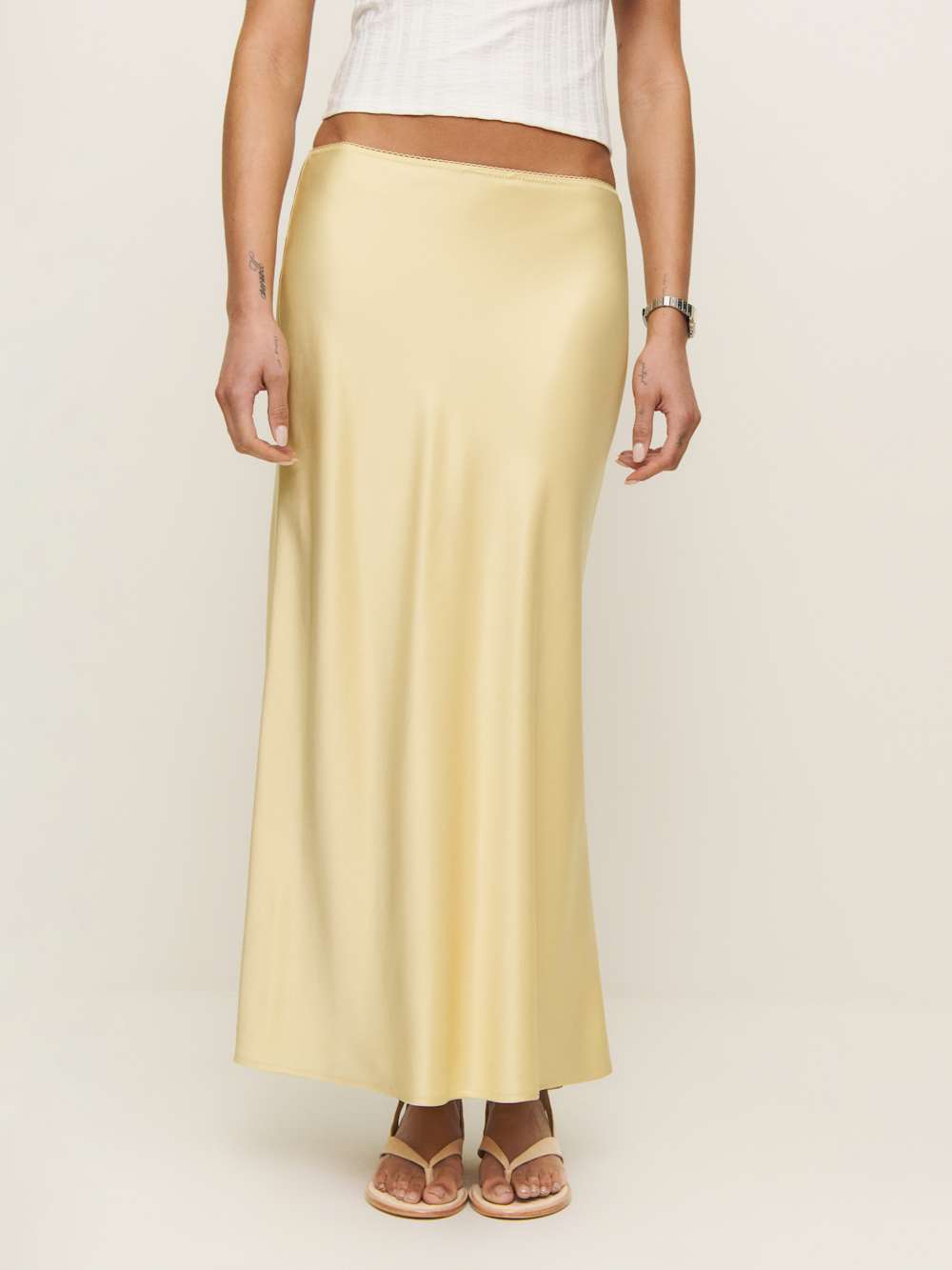 Petites Layla Satin Skirt - Blonde