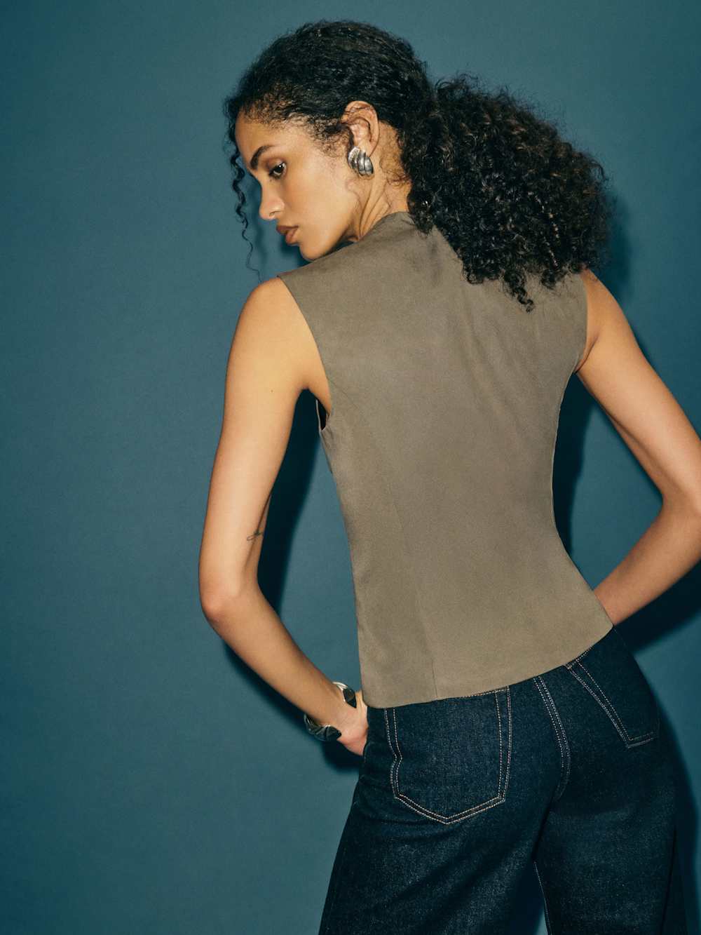 Lottie Vest - Poppyseed