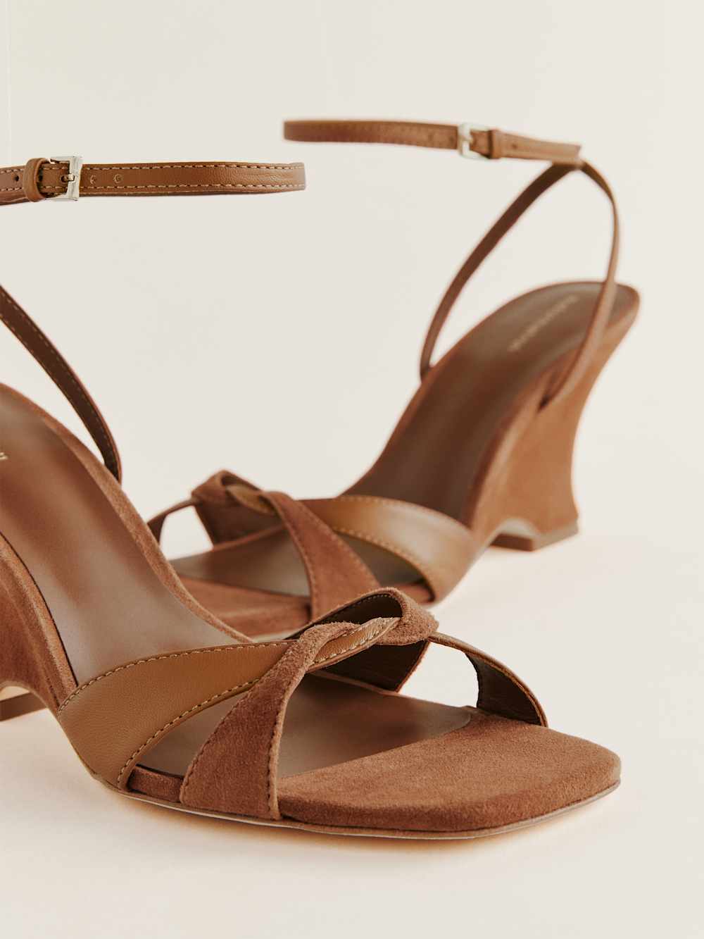 Margo Wedge Sandal - Rum Suede Leather