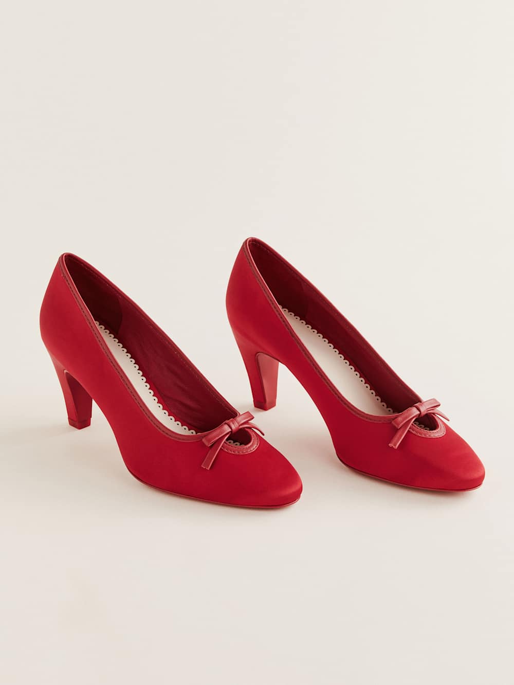 Pam Pump - Lipstick Satin