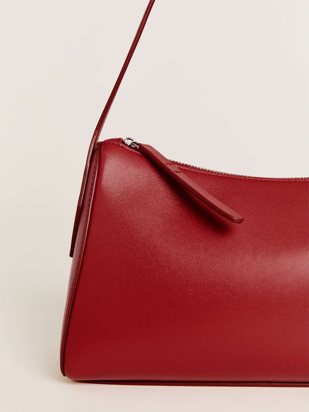 Hannah Shoulder Bag - Lipstick Leather