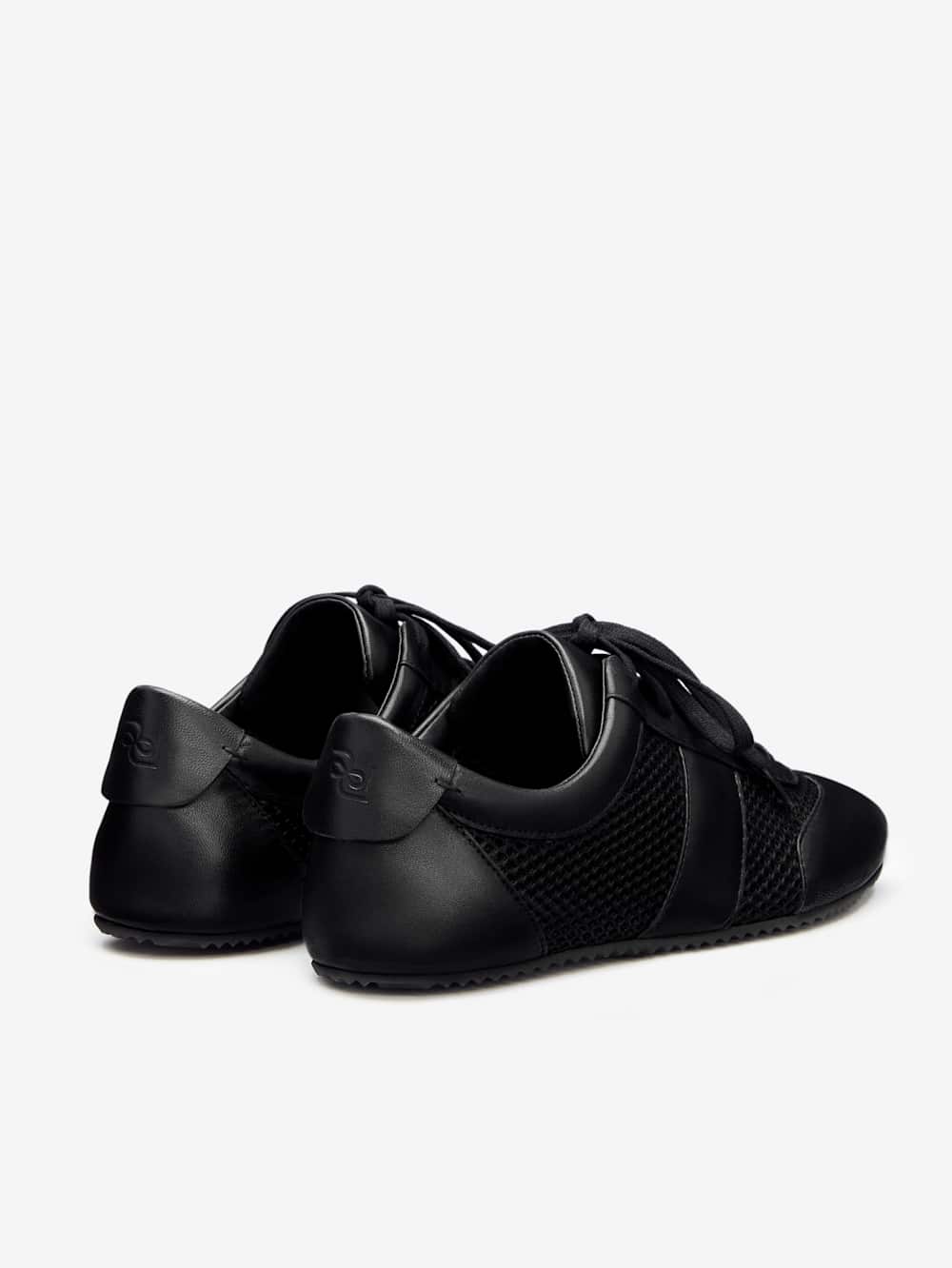 Terra Sneaker - Black Sporty Mesh