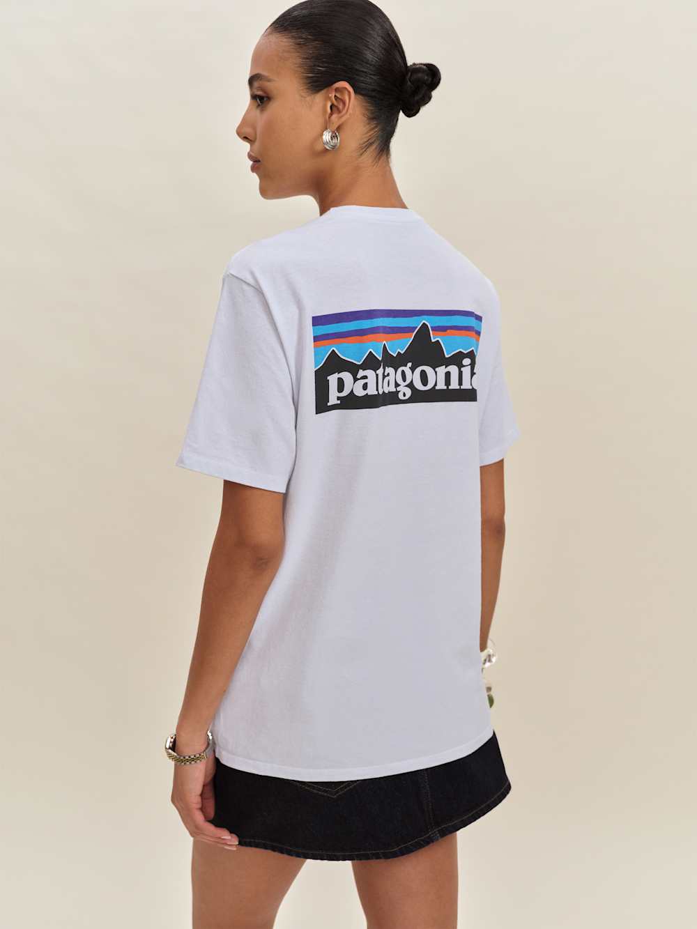 Patagonia M's P-6 Logo Responsibili-tee - White