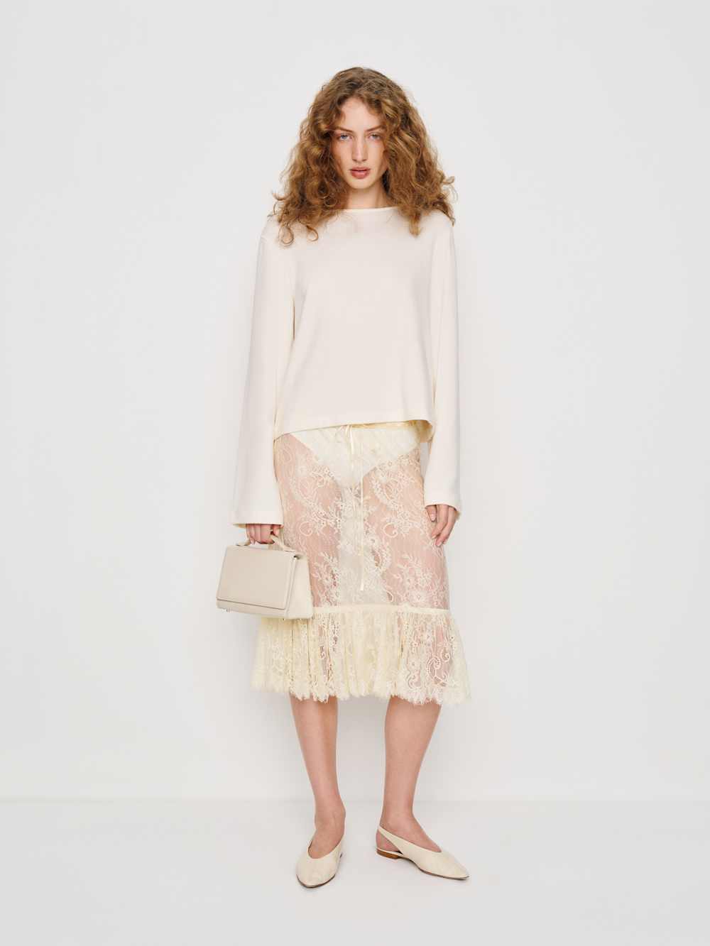 Delcy Low Waist Skirt - Cream Lace