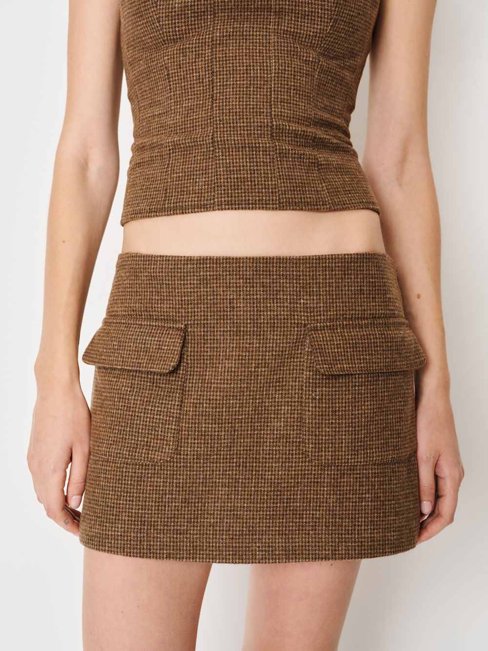 Calloway Low Rise Skort - Brown Check