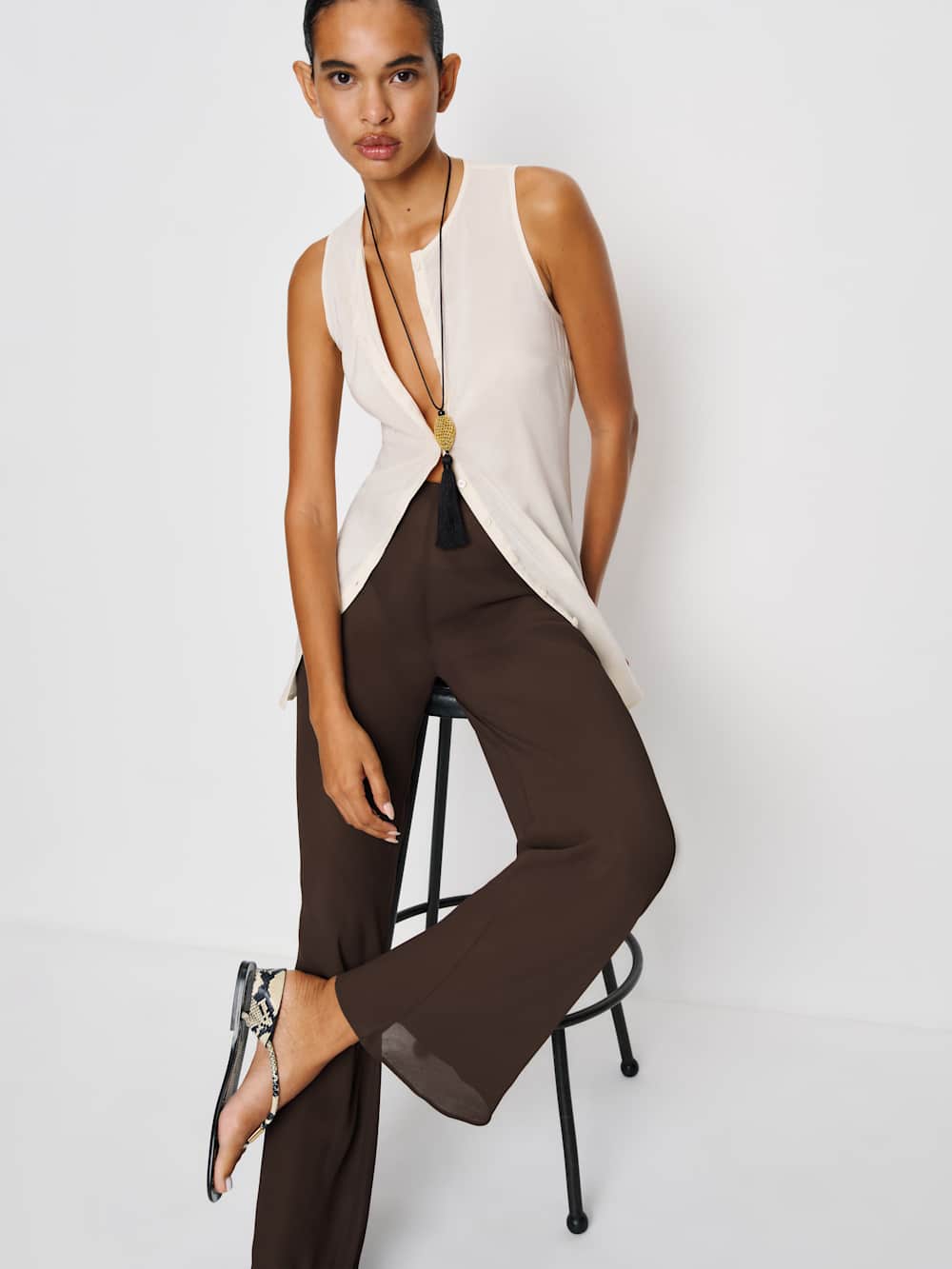 Gale Sheer Mid Rise Bias Pant - Mole