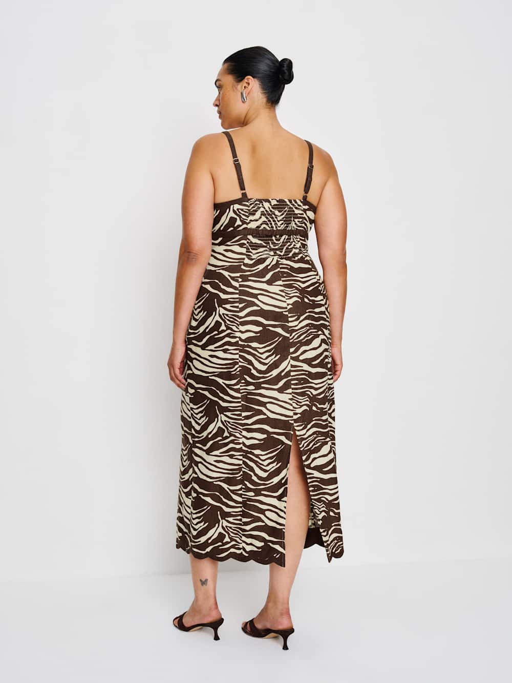 Sara Linen Dress Es - Stampede