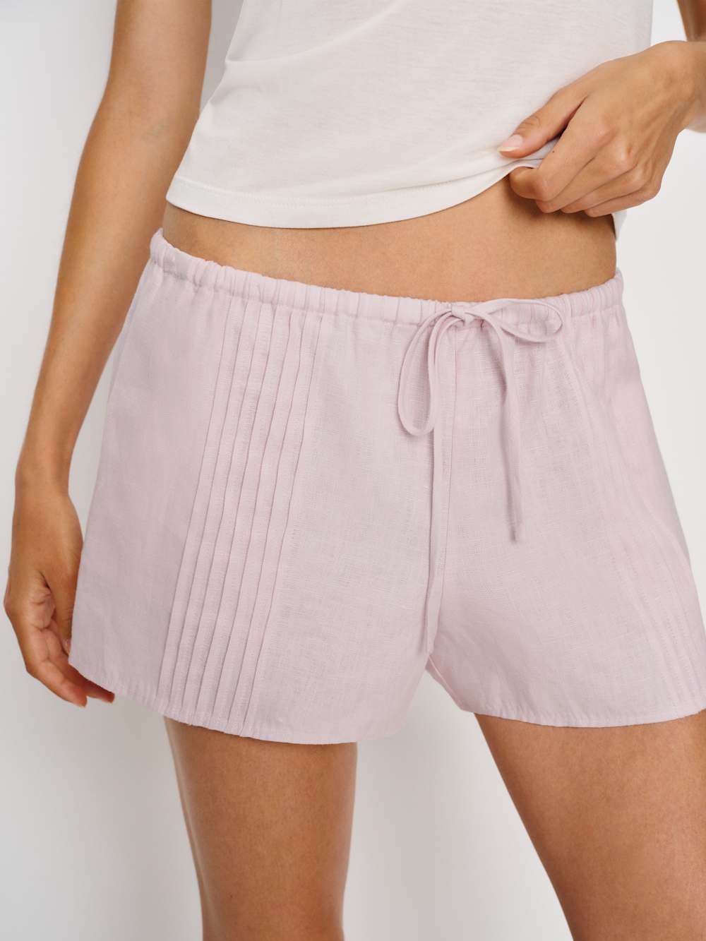 Hannah Linen Low Rise Short - Cherry Blossom