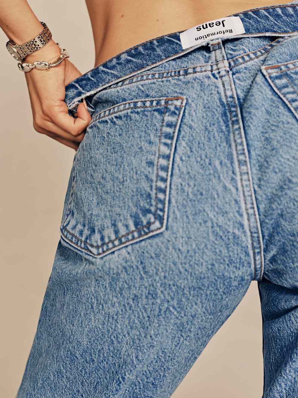 Val 90s Mid Rise Straight Short Jeans - Colorado