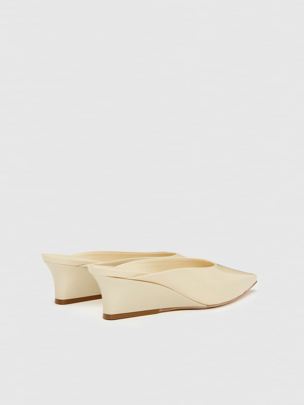 Marilyn Wedge Mule - Cream Puff Patent