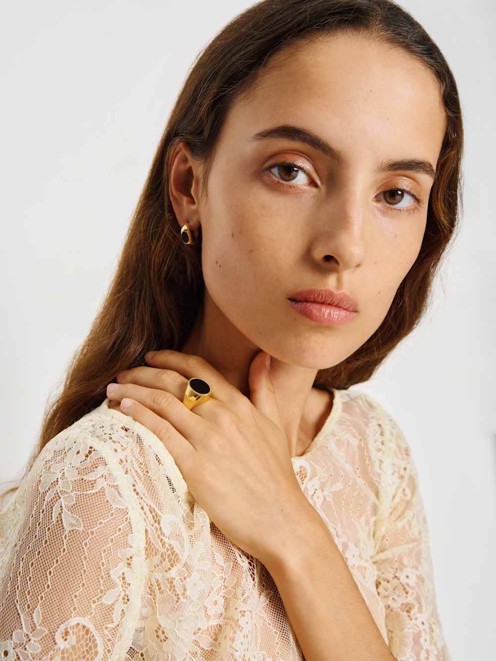 Mabel Earrings - Gold Onyx